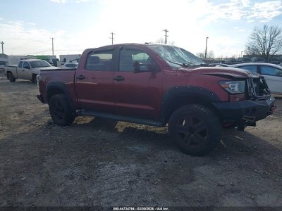 5TFHY5F13AX****** 2010 Toyota Tundra