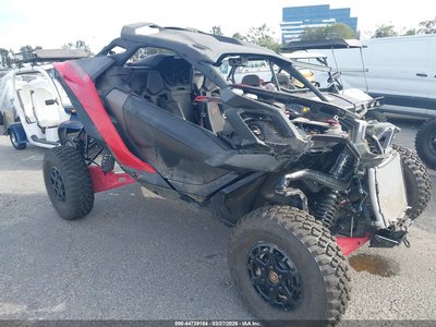 3JB8JAT2XSE****** 2025 Can-Am Maverick R