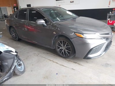 4T1T11AK7NU****** 2022 Toyota Camry