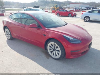 5YJ3E1EB9NF****** 2022 Tesla Model 3