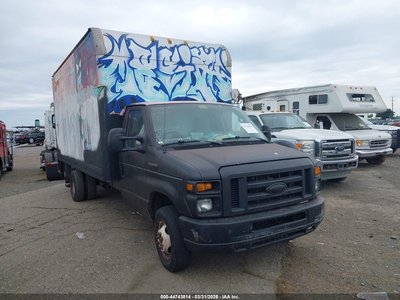 1FDWE3FS5HD****** 2017 Ford E-350