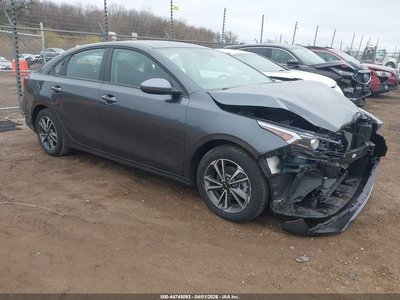 3KPF24AD9RE****** 2024 Kia Forte