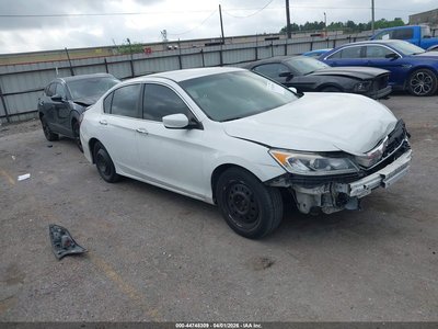 1HGCR2F35HA****** 2017 Honda Accord