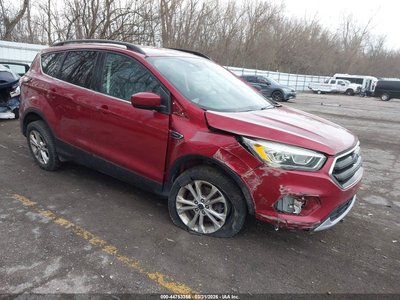 1FMCU9G9XHU****** 2017 Ford Escape
