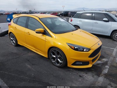 1FADP3L92FL****** 2015 Ford Focus