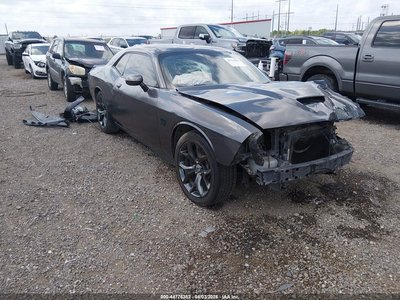 2C3CDZBT9KH****** 2019 Dodge Challenger