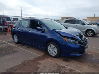 2025 Nissan Leaf