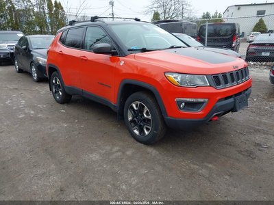3C4NJDDB5JT****** 2018 Jeep Compass