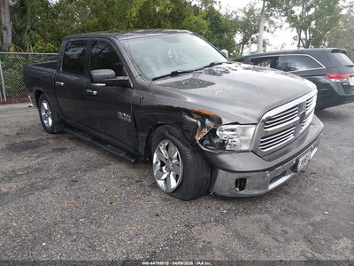 1C6RR7LG5HS****** 2017 RAM 1500