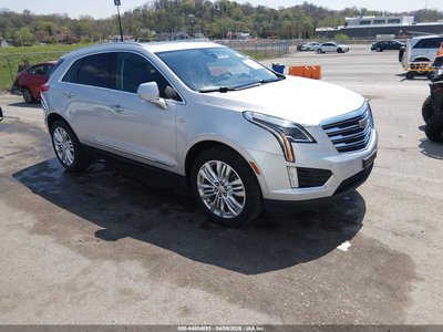 1GYKNFRS8KZ****** 2019 Cadillac XT5