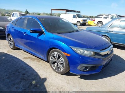 2HGFC1F30JH****** 2018 Honda Civic