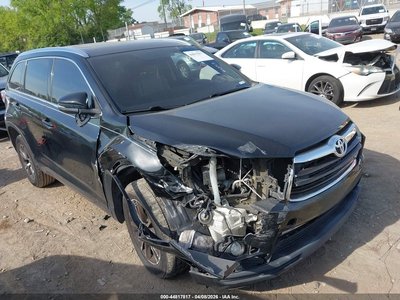 5TDKKRFH3GS****** 2016 Toyota Highlander