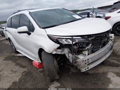 5TDYRKEC9MS****** 2021 Toyota Sienna
