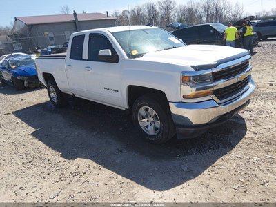 1GCVKREC5JZ****** 2018 Chevrolet Silverado 1500