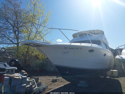 00000STNU02****** 1996 Silverton 32'