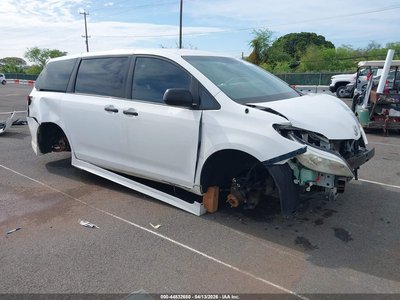 5TDZK3DC3DS****** 2013 Toyota Sienna