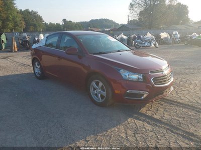 1G1PC5SB8F7****** Salvamento y Destrozados 2015 Chevrolet Cruze en Akron Canton