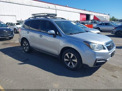 JF2SJAECXHH****** 2017 Subaru Forester