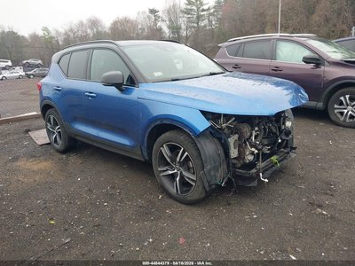 YV4162XZ6K2****** 2019 Volvo XC40