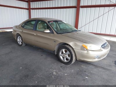 2001 Ford Taurus