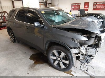 1GNERHKW6JJ****** 2018 Chevrolet Traverse