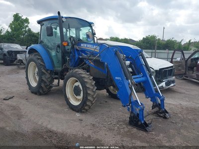 ZGAH51**** 2017 New Holland Tractor