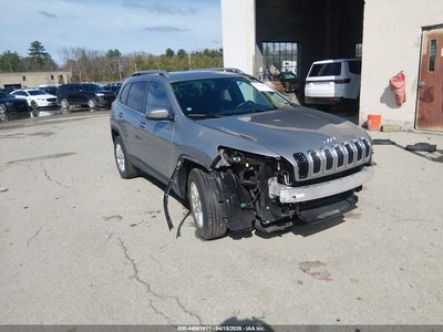1C4PJMCB2FW****** 2015 Jeep Cherokee