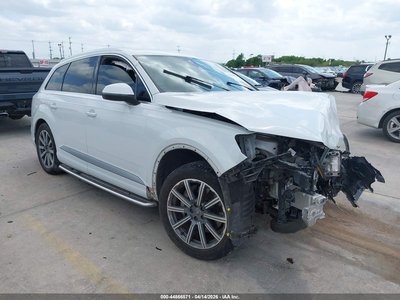 WA1LHAF78JD****** 2018 Audi Q7