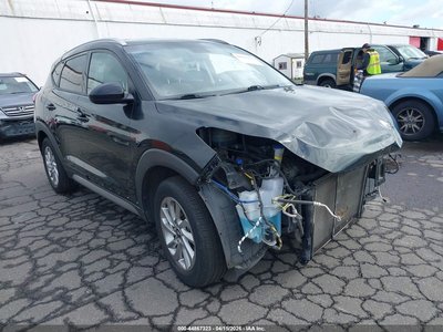 KM8J33A4XHU****** 2017 Hyundai Tucson