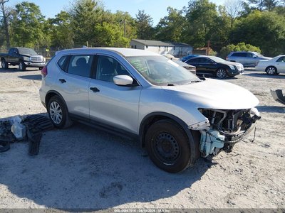 5N1AT2MT0HC****** 2017 Nissan Rogue
