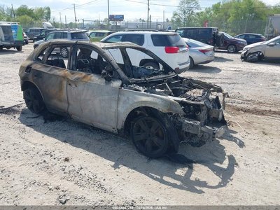 WA1BNAFY4J2****** 2018 Audi Q5