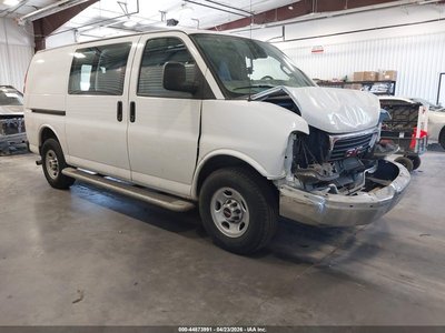 1GTW7AFG9J1****** 2018 GMC Savana 2500