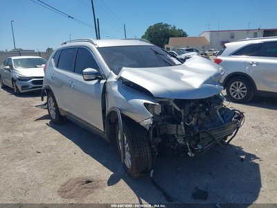 5N1AT2MT1JC****** 2018 Nissan Rogue