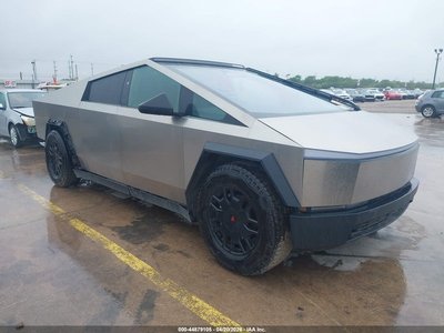 7G2CEHEE3RA****** 2024 Tesla Cybertruck