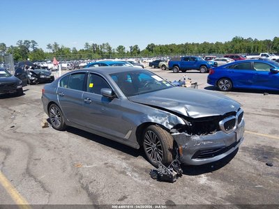 WBAJB1C56JB****** 2018 BMW 5 Series