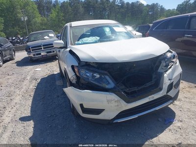 5N1AT2MTXKC****** 2019 Nissan Rogue