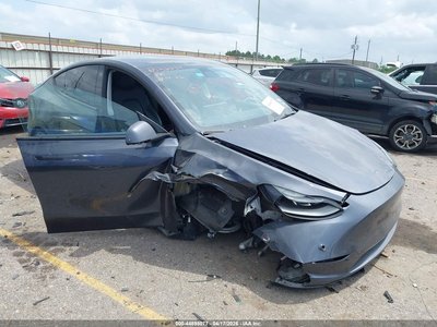 7SAYGDEF9NF****** 2022 Tesla Model Y