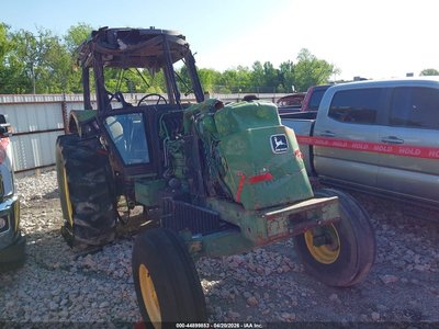 CD6359D7***** 1989 John Deere Tractor