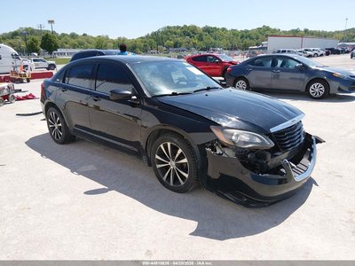 1C3CCBCG9DN****** 2013 Chrysler 200