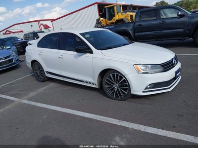3VWD17AJ9GM****** 2016 Volkswagen Jetta