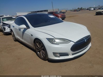 2015 Tesla Model S