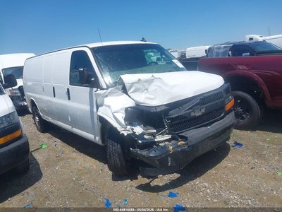 1GCWGBFF7H1****** 2017 Chevrolet Express 2500