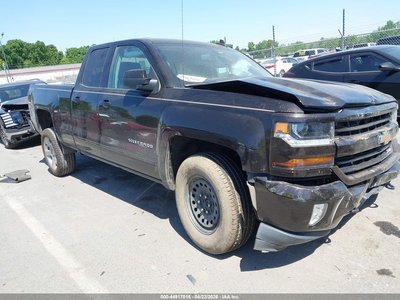 1GCVKREC5JZ****** 2018 Chevrolet Silverado 1500