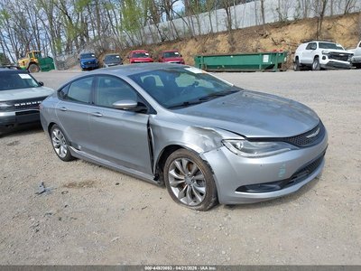 1C3CCCBG4FN****** 2015 Chrysler 200