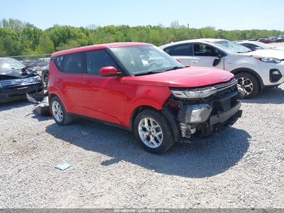 KNDJ23AU0M7****** 2021 Kia Soul