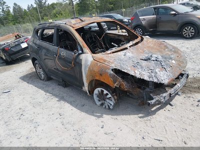 KM8J3CA48GU****** 2016 Hyundai Tucson