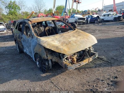 5XYPGDA52JG****** 2018 Kia Sorento