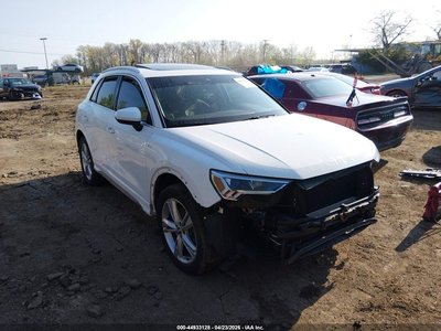 WA1EECF31K1****** 2019 Audi Q3