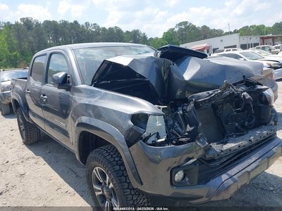 3TMCZ5ANXJM****** 2018 Toyota Tacoma