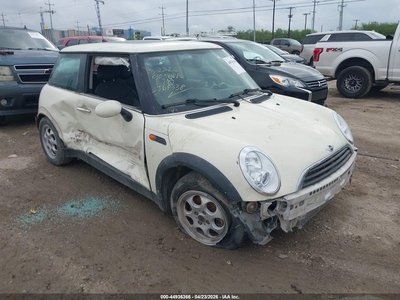 WMWRC33465T****** 2005 MINI Cooper